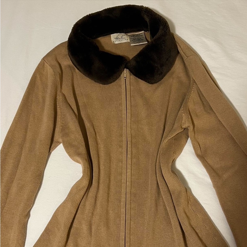 Vintage Tan Jacket with Brown Fur Collar